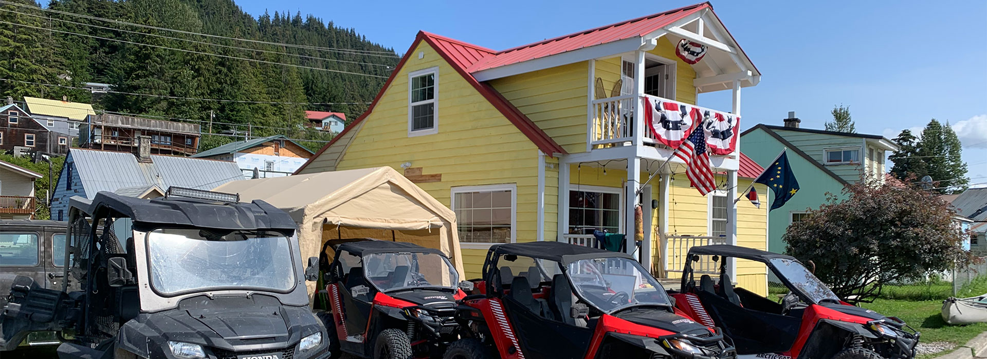 Small group whale watching tours in Hoonah, Alaska.