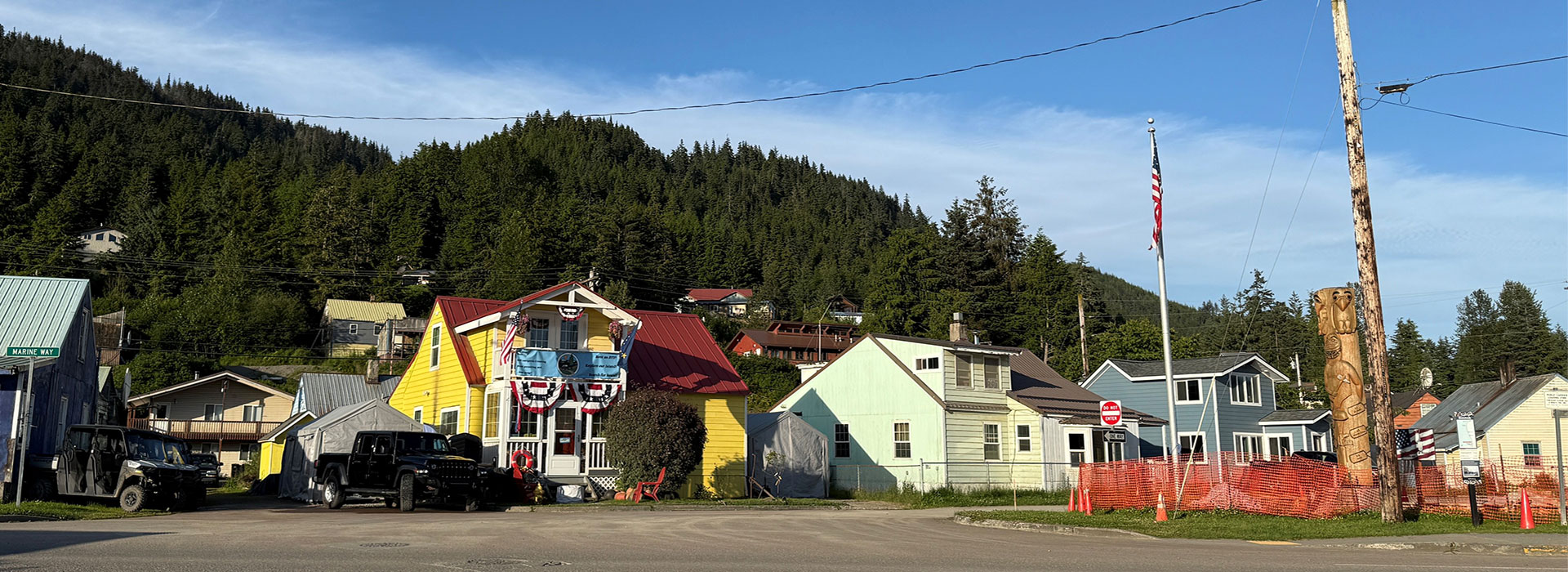 Small group whale watching tours in Hoonah, Alaska.